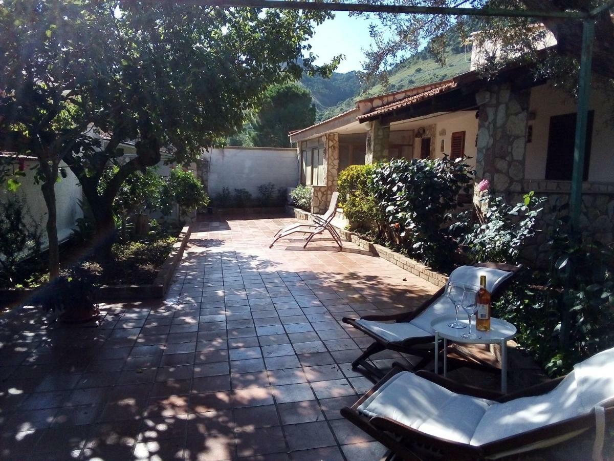 Il Giardino Di Hyccara Villa Carini Bagian luar foto