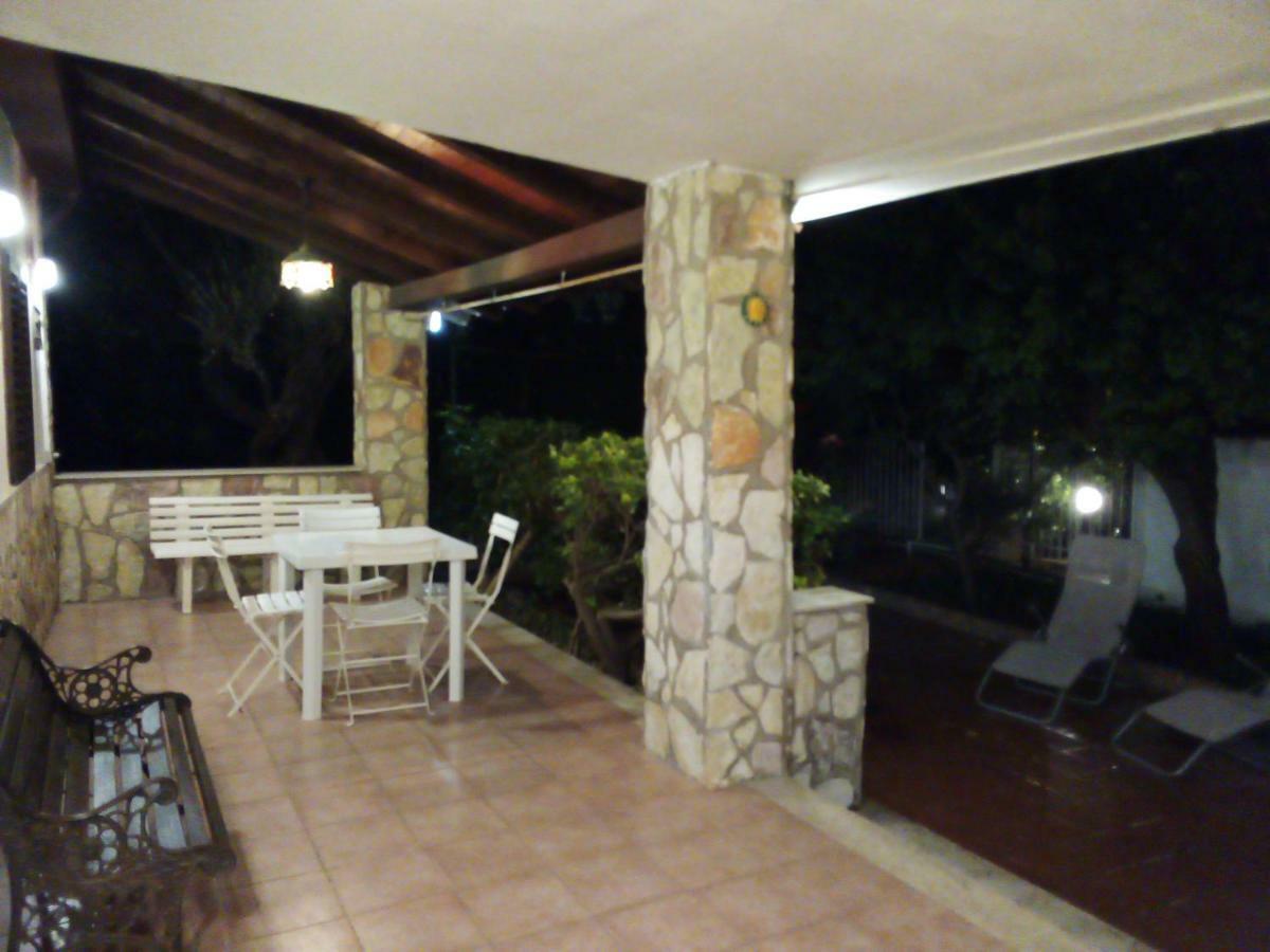 Il Giardino Di Hyccara Villa Carini Bagian luar foto