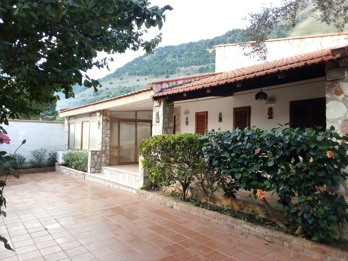 Il Giardino Di Hyccara Villa Carini Bagian luar foto